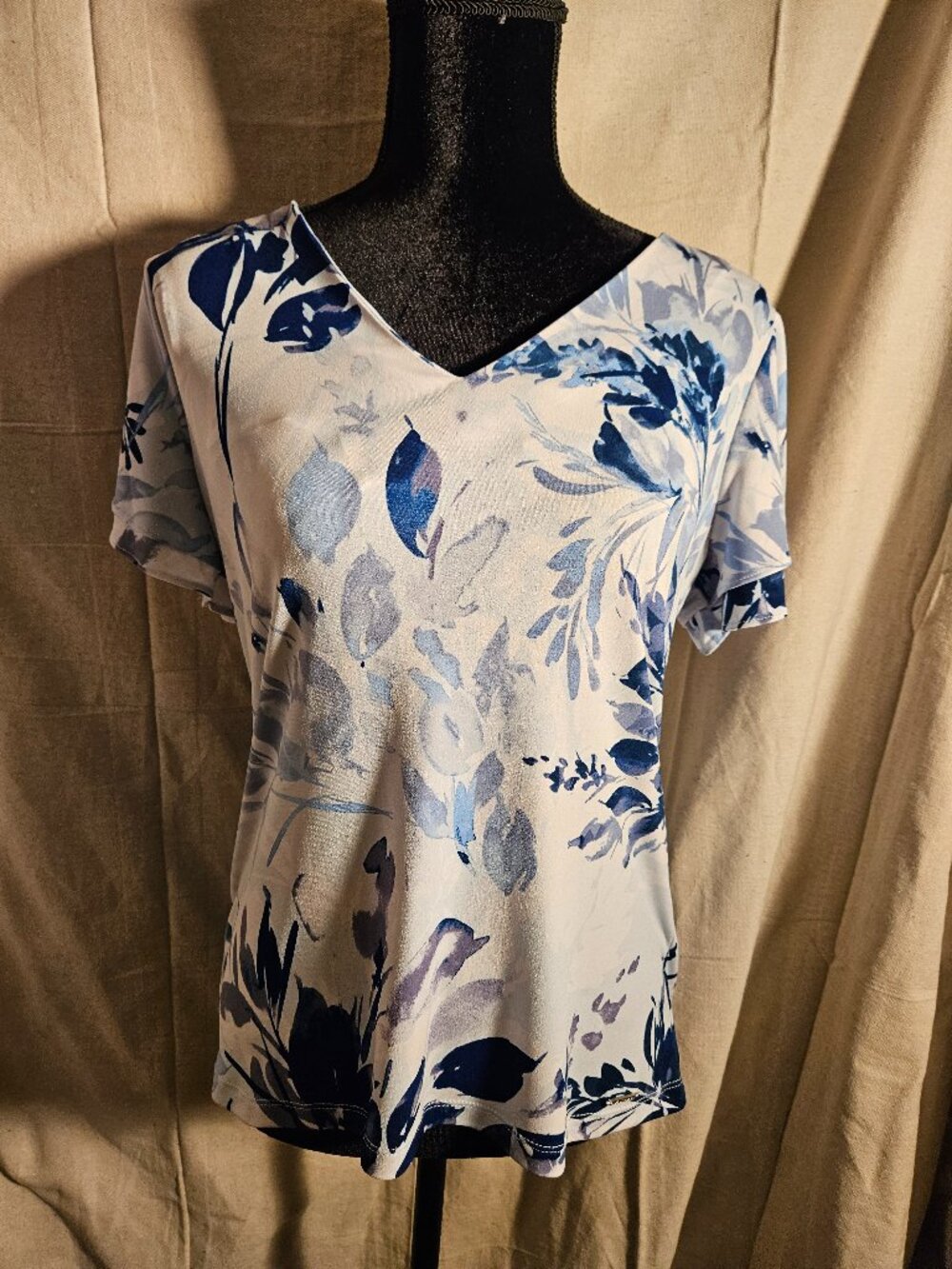 Women's Calvin Klein Summer Top Size Medium Like New